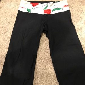 Lululemon size 4 capris